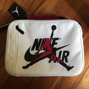COPY - Nike Air Jordan Jumpman White/Black Lunchb…